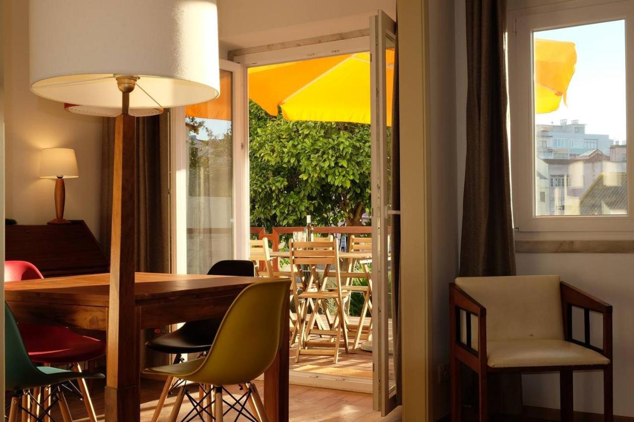 Central 2 Bedroom Apt W/Garden And Pantheon Views Lisbona Esterno foto