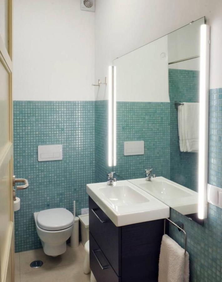 Central 2 Bedroom Apt W/Garden And Pantheon Views Lisbona Esterno foto